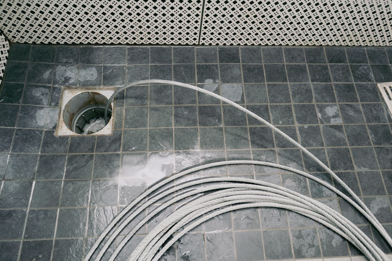 How to Snake Clear a Drain?